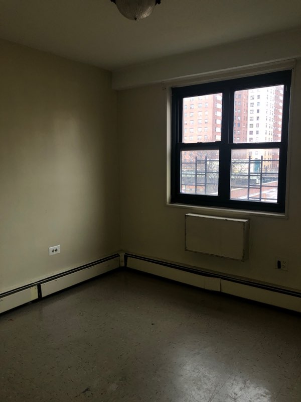 Apartment Thatford  Brooklyn, NY 11212, MLS-CR060-3