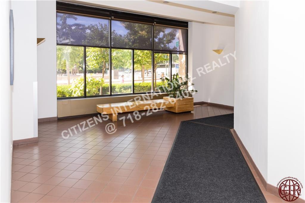 Condo Cathedral Parkway  Manhattan, NY 10026, MLS-CR104-4