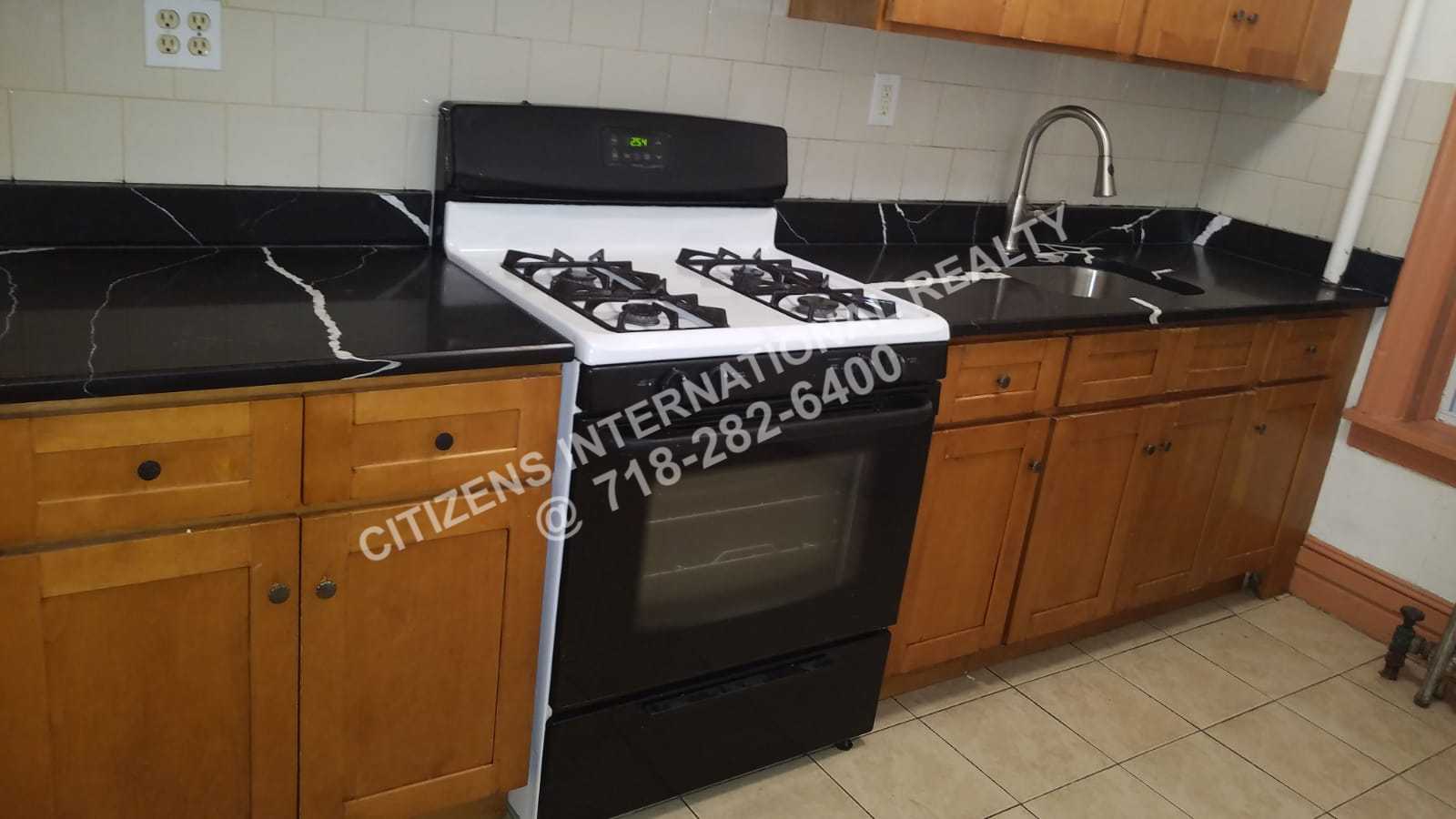  Tapscott  Brooklyn, NY 11212, MLS-CR105-2