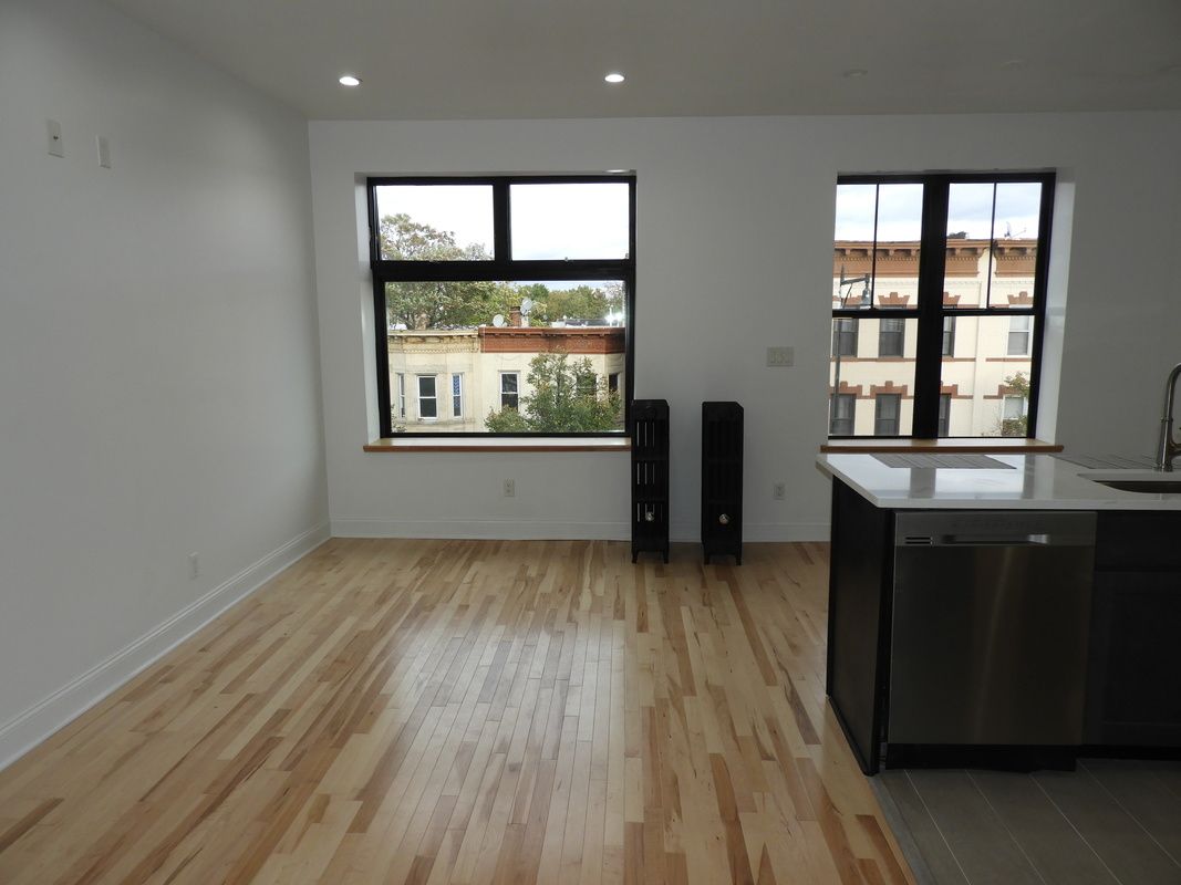 Apartment Nostrand Ave  Brooklyn, NY 11226, MLS-CR126-5