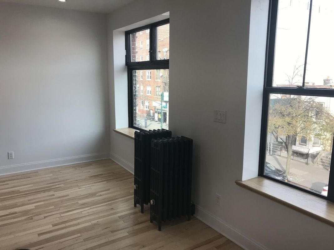 Apartment Nostrand Ave  Brooklyn, NY 11226, MLS-CR126-6