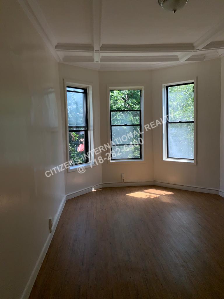  East 32  Brooklyn, NY 11226, MLS-CR157-4